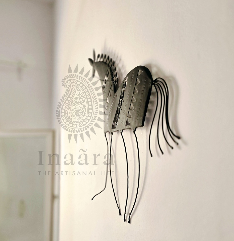 Tufaan - Pitwai Tribal Art