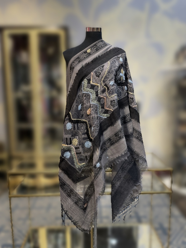 Boiled Wool Shawl-Black/Light Blue