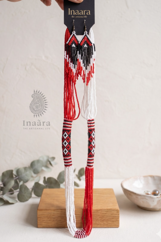 Tribal Bloom Beaded Tassel Necklace - Red