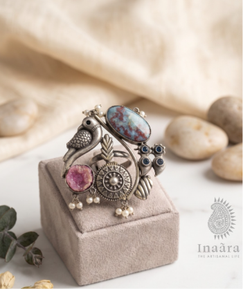 Raw Stone Bird Oxidized Ring 