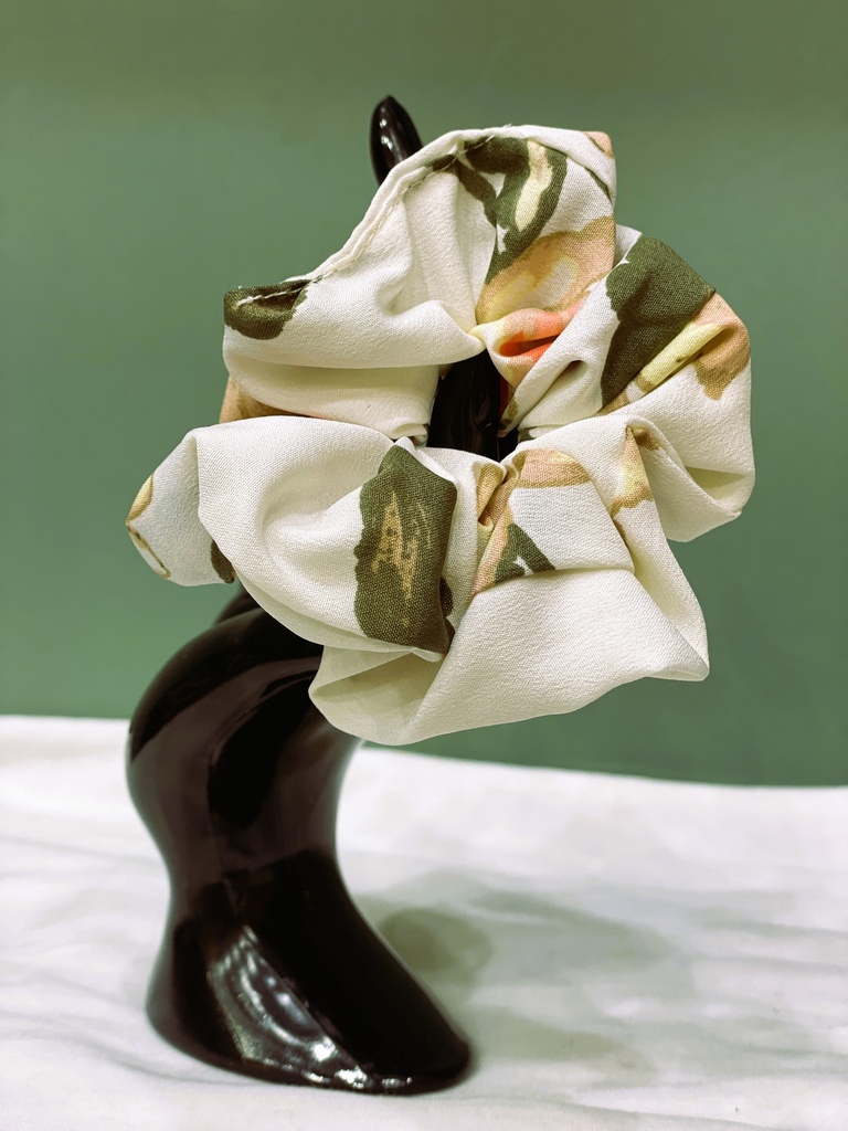 Scrunchie Silk Fabric-Small cream