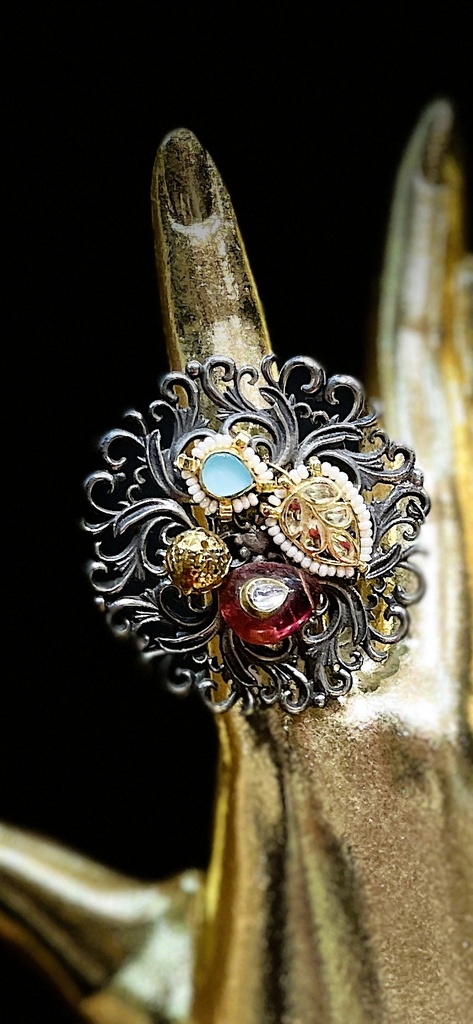 Oxidized Round Finger Ring