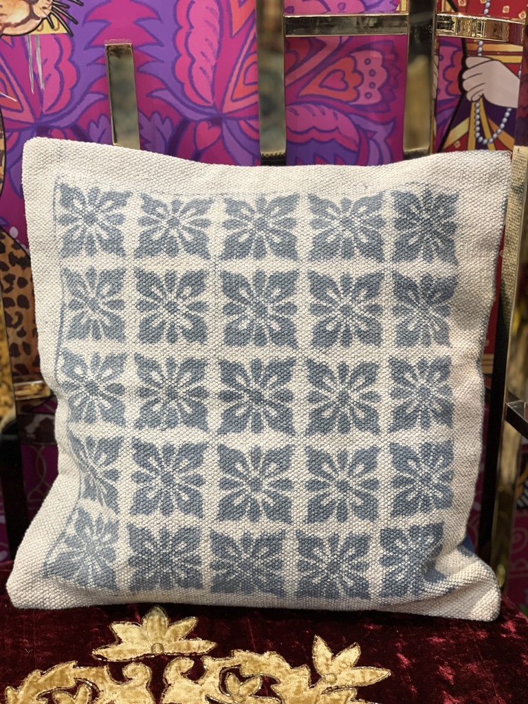 Handwoven Cushion Cover/Single