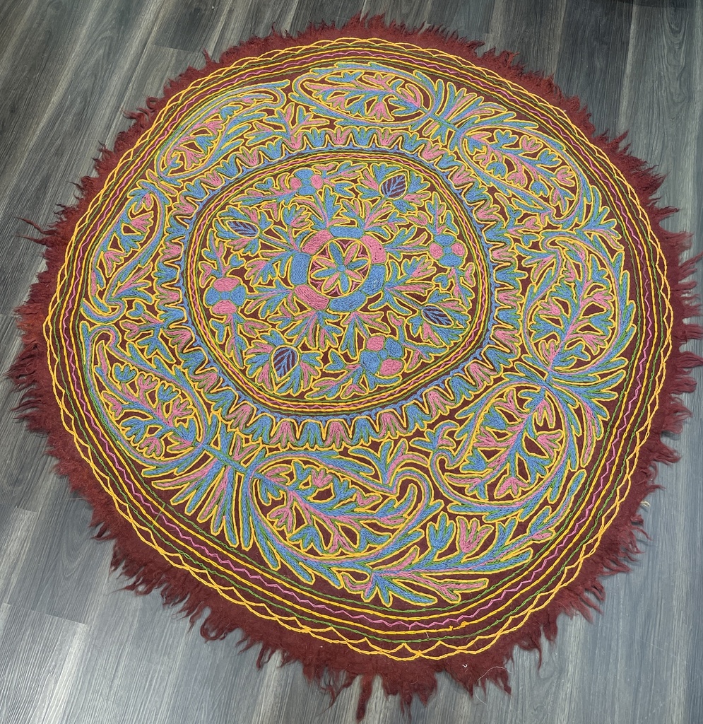 Namada Crewl EmbroidRug Round/Maroon