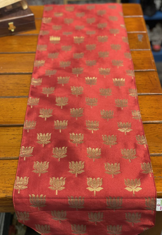 مفرش طاولة (174×30 سم)