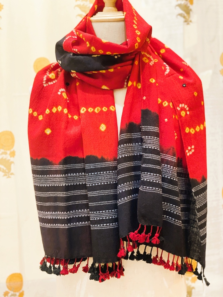 Fine Wool Kutchi Shawl- Red/Black
