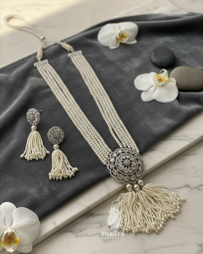 Fathima Necklace Set/White