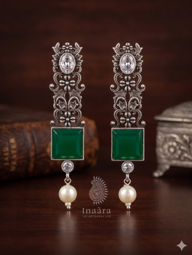 Emerald & Empire with Pearl Earrings