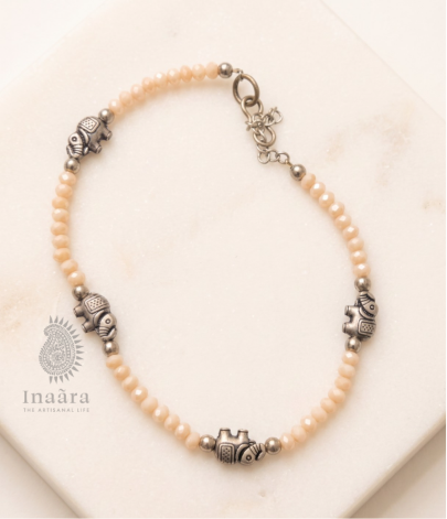 Silver-Toned Elephant Bead Ankelt
