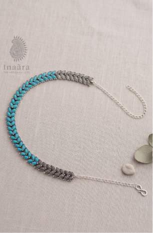 Dvaya Leaf Necklace Silver Plated