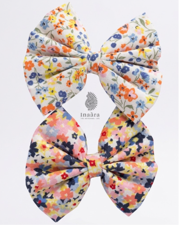 flower Hair Clip-white/blue