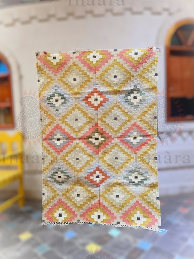 [inaara_sp00435] Nayan Handwoven Dhurrie -Sand/6x4ft