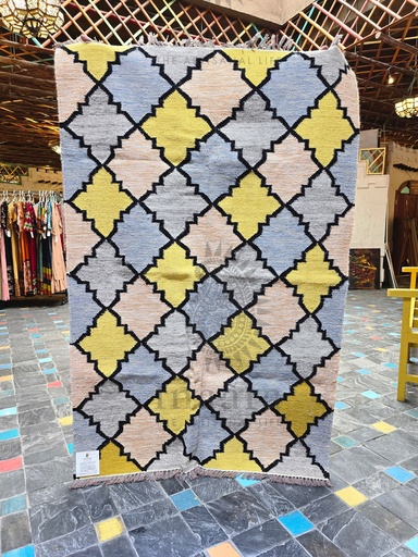 [inaara_sp00320] Jaali Handwoven Rug(6x4ft)