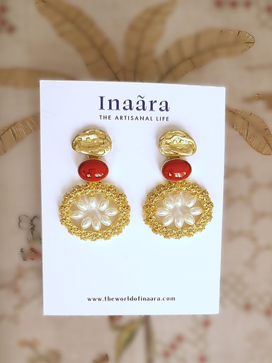 [inaara_sp00252] Gold polished athena earrings