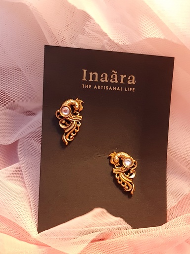 [inaara_sp00445] Small peacock pattern studs