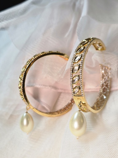 [inaara_sp00585] Mayuri Danglers - Magenta (copy)