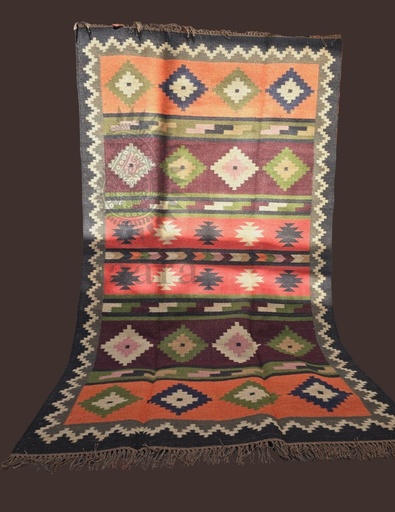 [inaara_sp00195] Pankhudi Handwoven Dhurrie (copy)