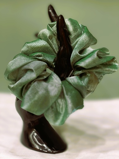 Scrunchie Shimmer Silk-Small light green