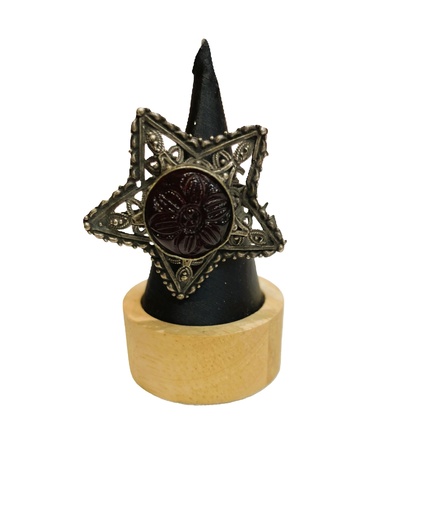Red Glass Stone Star Oxidized Ring