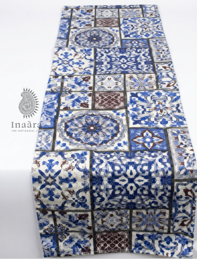 مفرش طاولة (150×30 سم)