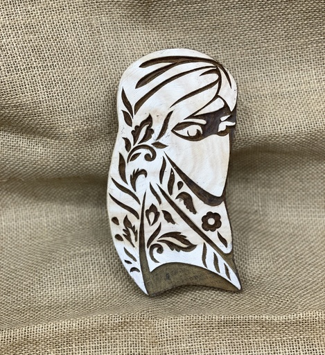 Niqab Wall Decor-Left