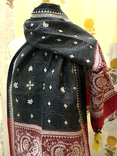 Hand Embroidered Kantha Work Stole