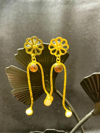 أقراط أثينا مصنوعة يدويًا