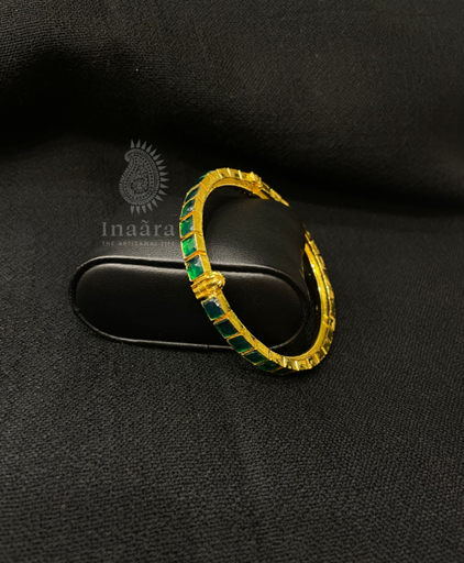 Jadau Kundan Kada Bangle- Green